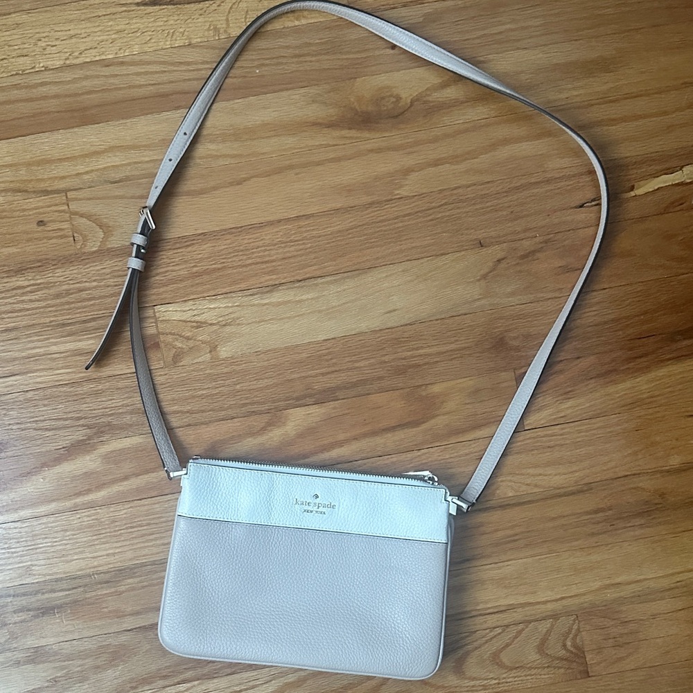 Kate Spade Two-Tone Crossbody Bag in Cream and Tan